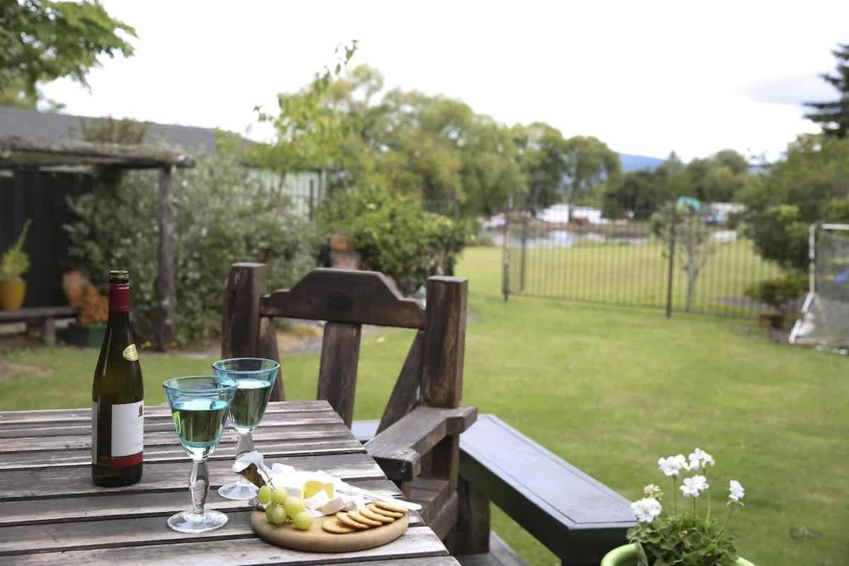 Roselake Retreat Rotorua Zewnętrze zdjęcie